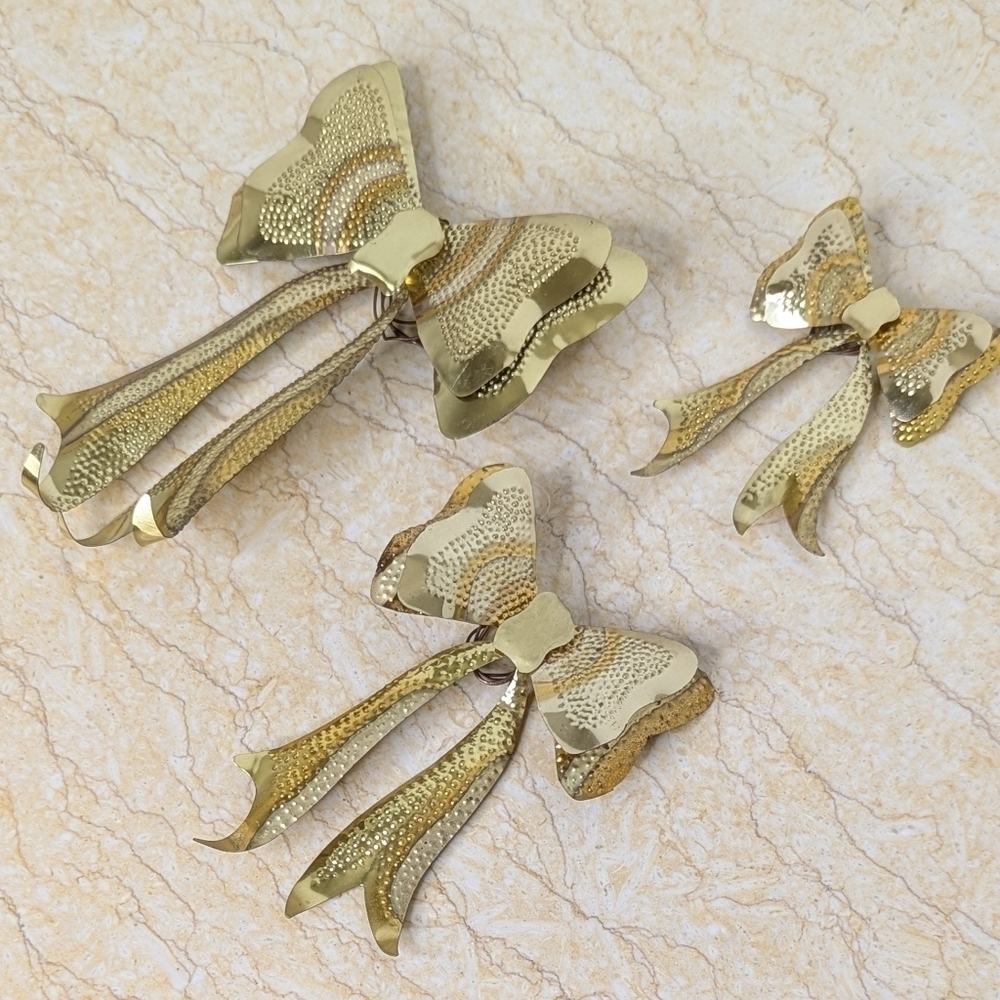 Vintage Yellow and Gold Decor Accents - Picture 11 of 11